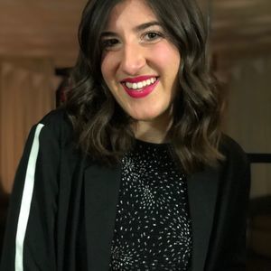 Meet your Posher, Leila